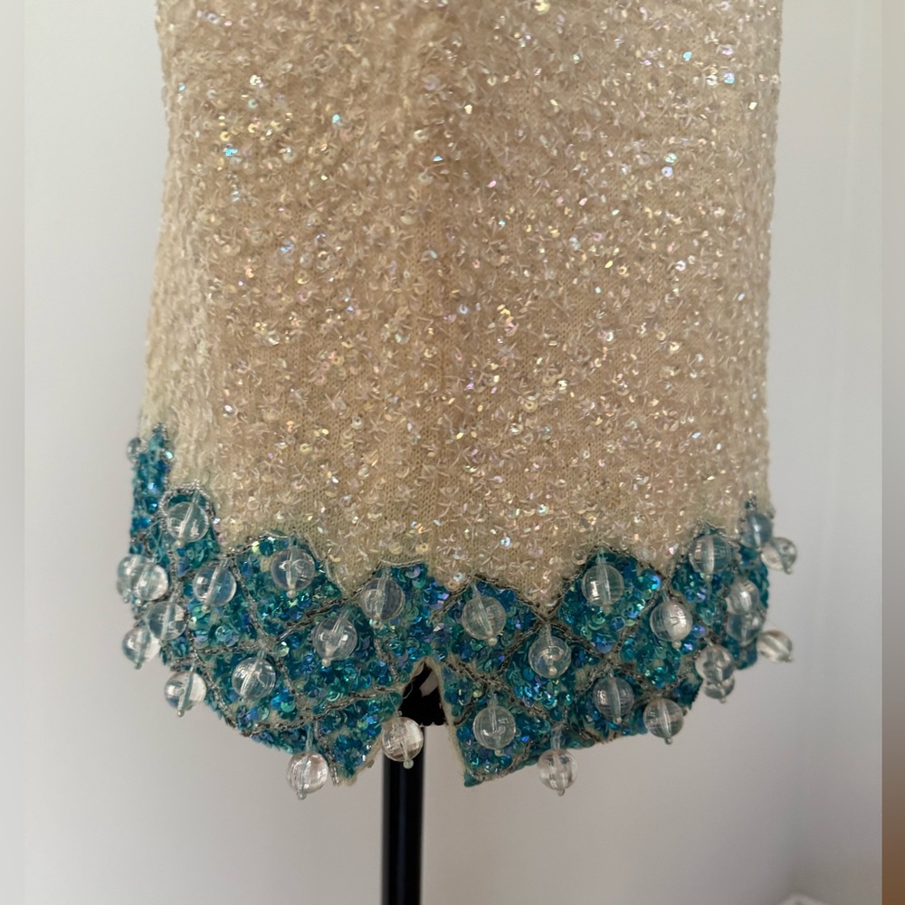 Vintage 50s 60s Mod Sequined and Beaded Zip Back Top - Picture 6 of 17